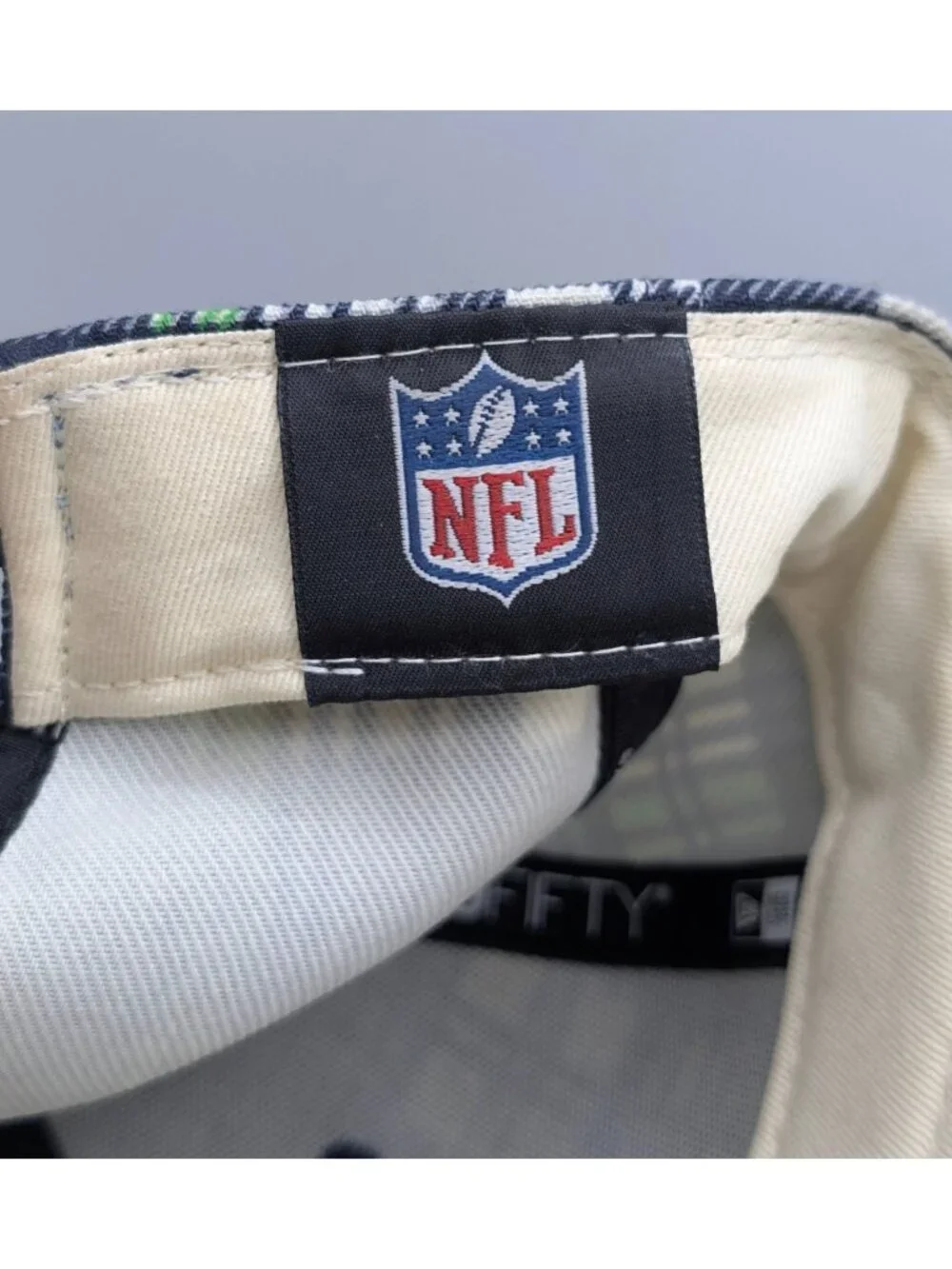 New Era costs snapback shipped